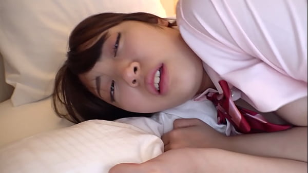 3c96zhp　ハメ撮り　夏の思い出おじちんぽ中毒娘（１８）と潮吹き即イキsex。 素人 中出し 個人撮影 美女 フェラチオ 潮吹き 可愛い 生ハメ お掃除フェラ