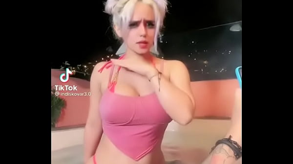 quien es esta chica? 