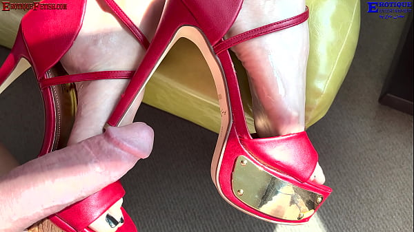 Porn Legend Eric John Presents The Newest Fetish Superstar Leela Kitt Exclusive To Erotiquefetish And Erotique Entertainment thumbnail