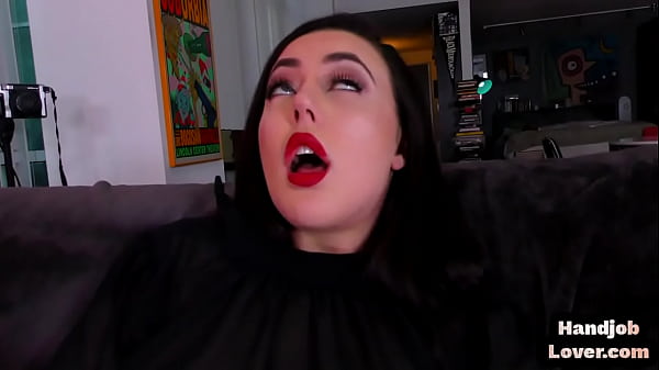 Glamorous cocksucking_goddess_fingers_herself