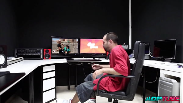 Trini la aut&eacute;ntica comepollas se la traga entera 