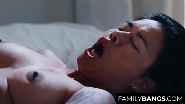 FamilyBangs com Detective Milf with her LoverDana Vespoli Mark Wood