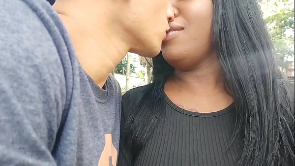 Gozando dentro da safada