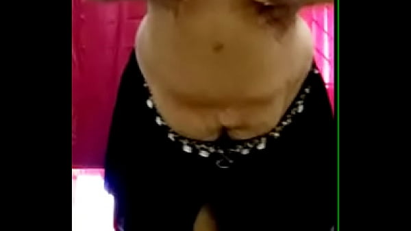 Desi Aunty Topless Dance 