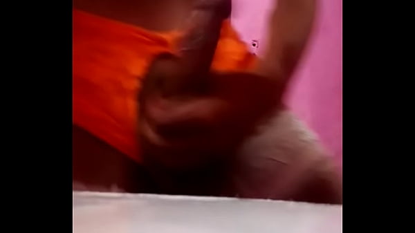 Andaluza Tiller&iacute_a Masturbandose y acabando