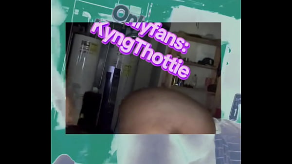 Play MP4 - Bust a nut in grandma butt