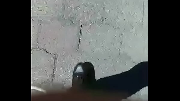 Buen culo en la calle x3 