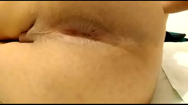 Play MP4 - Abriendome las nalgas de ladito y ense&ntilde;ando mi verga