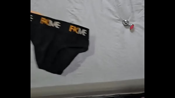 Me and jameshardyx93 must have had the wrong idea about the upside down pineapple thing ️what does i 