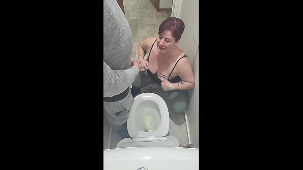 Kiwi trashy bitch accidentally pissed on during botched video shoot practice