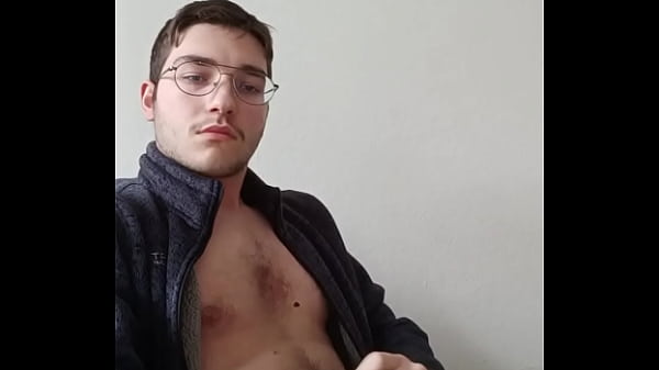 Hot Dude Cumming thumbnail