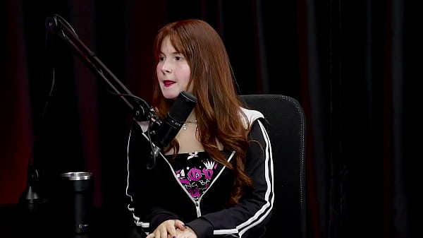 Gosta de ser dominada nunca teve problema com a fam&iacute;lia e n&atilde;o gosta de gravar masturba&ccedil;&atilde;o angel bloomm watch sheer red