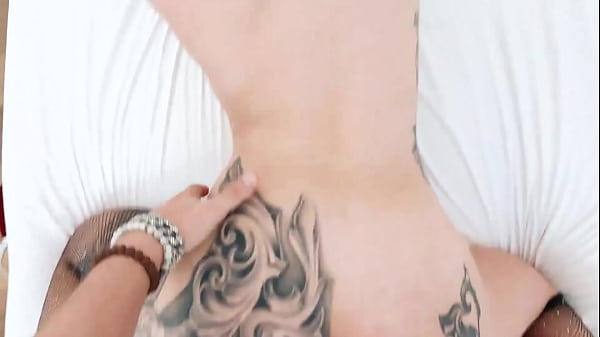 Nonton Bunny Slut Taylor Nicole Fucking Big Cock thumbnail