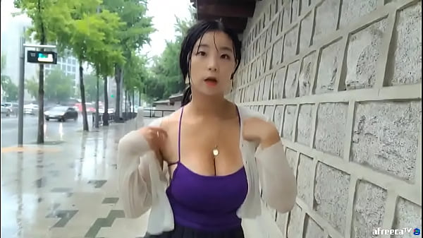 Korean Chick With Big Boobs Dancing thumbnail