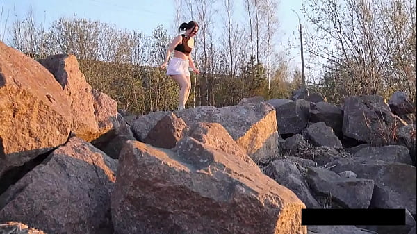 Nonton Piss Desperate Violet thumbnail