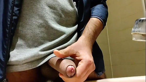 Lot of cum after a nice masturbation session 