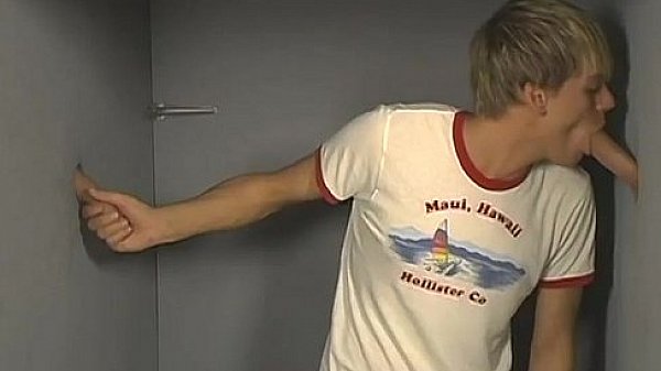 Gay clip of Sexy Robbie Anthony has a thing for the blond cutie Evan 