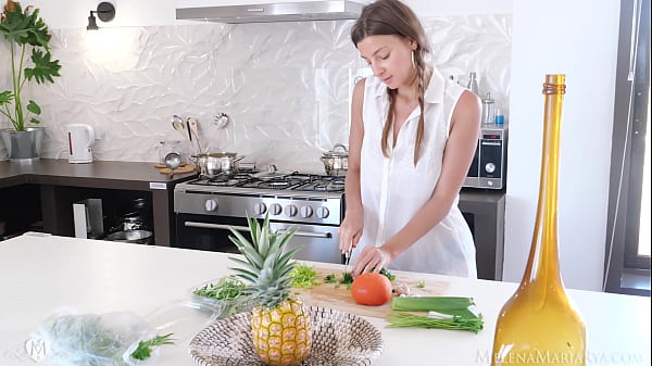 Hot Babe Getting Horny Preparing Salad thumbnail