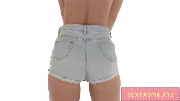 Blonde Slut Shaking It thumbnail