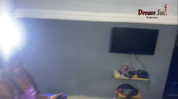 Play MP4 - Vera and the egg seller