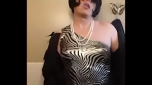 Cd Nikki hot as hell 