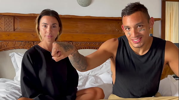 Rimming tutorial with roxy fox