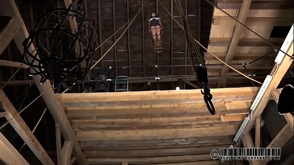 Wicked slut tears up during her_vicious_pussy t_session