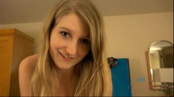 Play MP4 - You to do the fun Hawaiian activities and creampie her