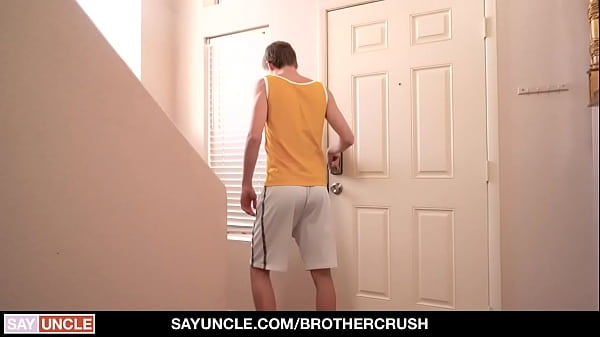Play MP4 - Furious Stepbrother Alex Meyer Disciplines Jesse Bolton In The Kitchen