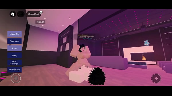 Eu fodo uma aleatória ao lado de umapicina