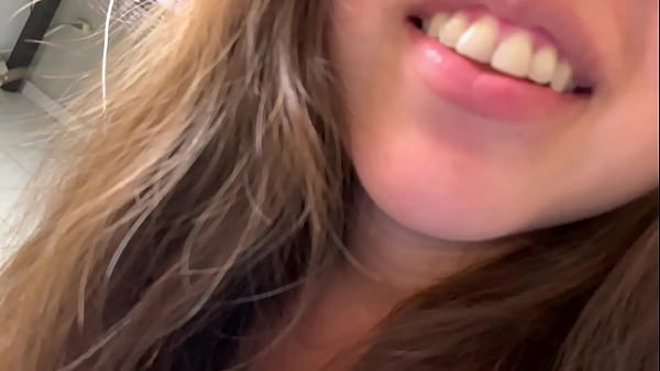 Mi hermanastro me convence de culiar por dinero ! dialogos en espa&ntilde;ol 