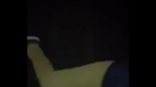 Ni&ntilde;a pose&iacute;da casi me da una mamada 