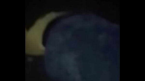 ni&ntilde_a pose&iacute_da casi me da una mamada