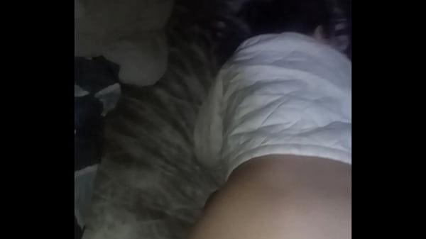 Play MP4 - Follando con vecina