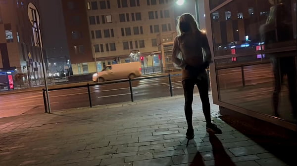 Play MP4 - BIG DICK AND JUICY ASS EXHIBITIONIST SHEMALE FLASH CITY CROSSROAD OUTDOOR