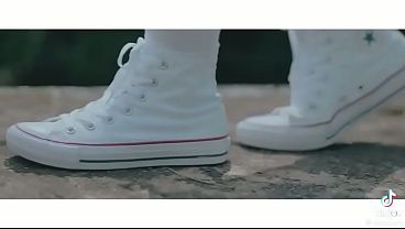 Vai Ter Boycott Do Loona Sim thumbnail