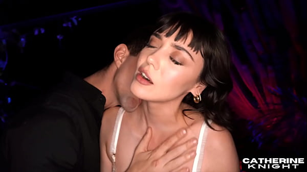 Nonton Catherine Knight & Jimmy Bud Sexo Salvaje En Lanzarote thumbnail