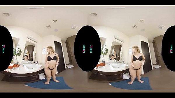 Your sexy blonde girlfriend lets you fuck her in virtual reality 