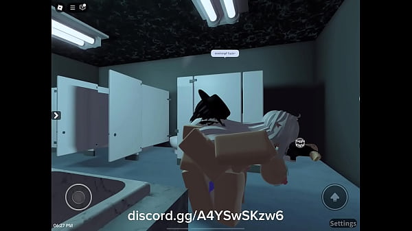 She got fucked in roblox 