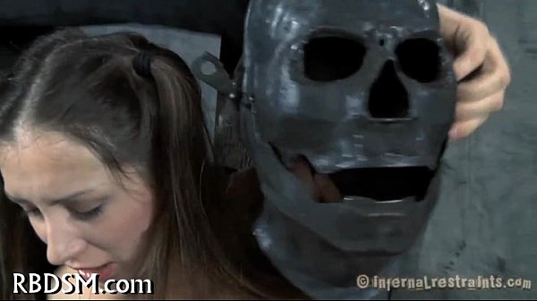 Caged upbeauty_needs anguish