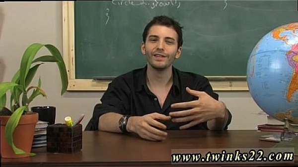 Gay sex videos in short time Wade Warren is a superb looking 