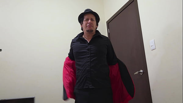 She Asks Me For Help! - I Suck Her Pussy Deliciously Until She Cums, Beautiful Busty And Big Ass thumbnail