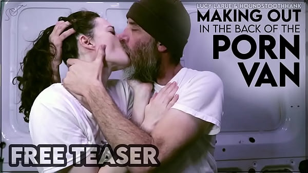 Nonton Making Out With Hank In The Back Of The Porn Van thumbnail