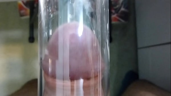 Play MP4 - Vacuum Cleaner Suck Flutter and Cum 3