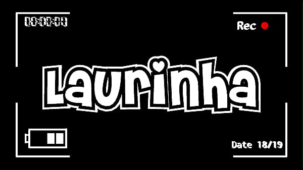 Nonton Novinha Se Exibe E Brinca Bastante Seus Brinquedos thumbnail