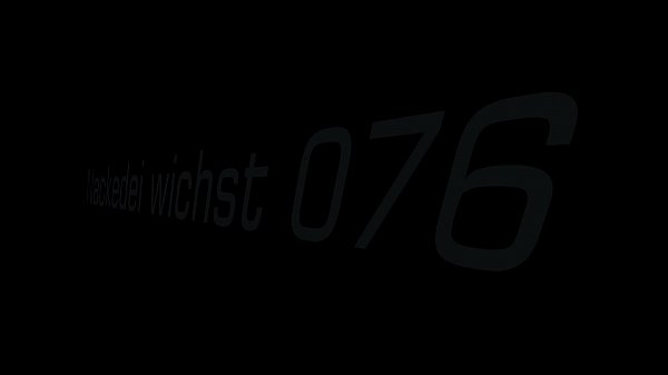 Nudeboy is wanking 076 