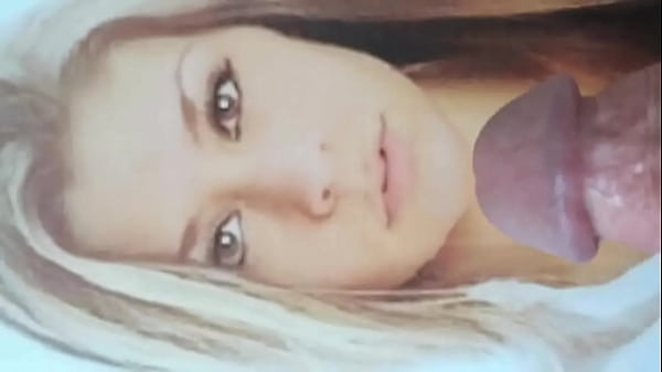 Play MP4 - This wonderful virgin wants to taste hot sperm before she looses her virginity