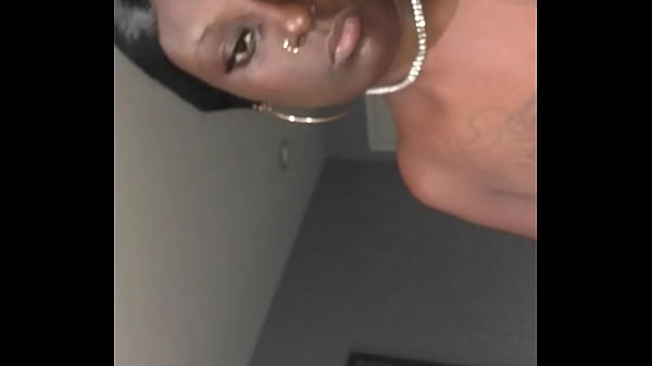 Play MP4 - Young blk&period;