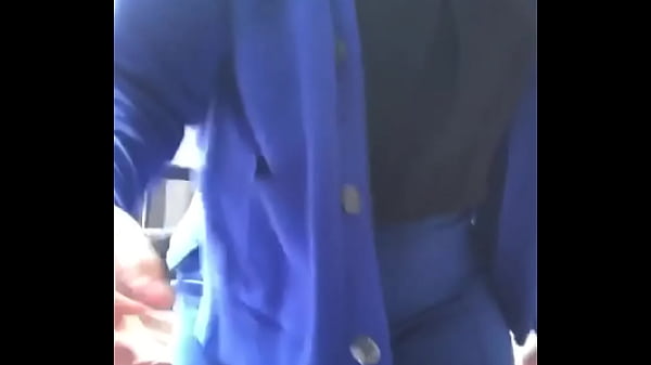 Nonton Tu Aimerais M'avoir Comme Voisine De Bureau ? thumbnail