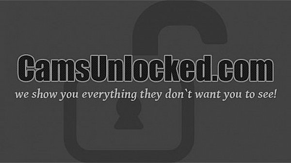 Nonton Lesbians Put A Web Cam Show thumbnail